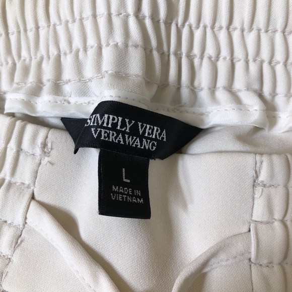 sold on Curtsy - Picture 2 of 3